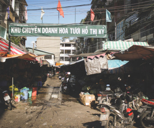 Sắc màu bình dị tại chợ hoa lớn nhất Sài Gòn