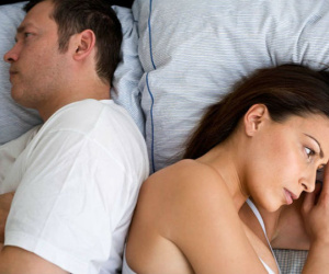 Tự sự thật như đếm của cặp vợ chồng xong "chuyện ấy" là mỗi người lại về phòng riêng
