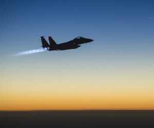 Mỹ bắn rơi máy bay không người lái nghi của Iran ở Syria