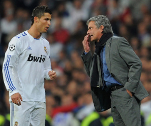 Ronaldo hầu tòa, Mourinho bị cáo buộc trốn thuế