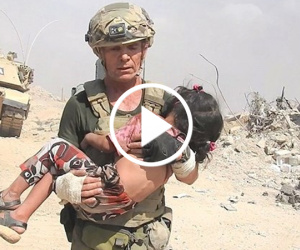 Video cựu đặc nhiệm Mỹ băng qua lửa đạn để cứu bé gái ở Mosul