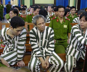 Nhà báo kể chuyện những "bàn tay" thế lực phía sau Năm Cam