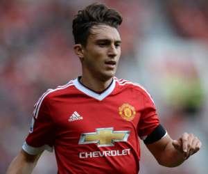 Juventus muốn mua Darmian thay thế vị trí của Alves