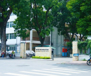 Mùa thi đầu tiên các trường đại học vắng bóng sĩ tử