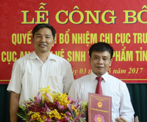Tân Chi cục trưởng xin thôi chức vì sinh thêm 2 con sau li hôn