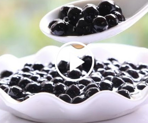 Video: Dư luận Trung Quốc xôn xao nghi vấn thạch trân châu làm từ lốp xe