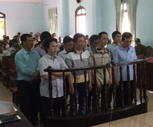 Viện KSND đề nghị hoãn xử vụ thanh tra giao thông khai dùng tiền mãi lộ mua chức