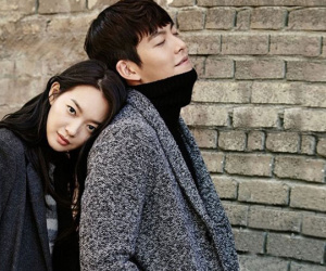 Shin Min Ah được khen ngợi hết lời vì thủy chung ở bên Kim Woo Bin điều trị ung thư