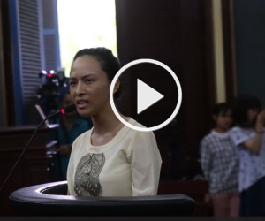 Video: Những diễn biến chính trong ngày xét xử đầu tiên
