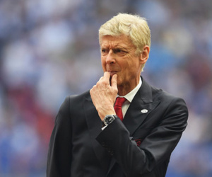 Arsenal tất bật tìm cách nâng cấp hàng công