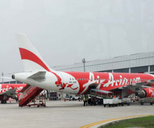 Máy bay AirAsia quay đầu sau khi "rung như máy giặt"