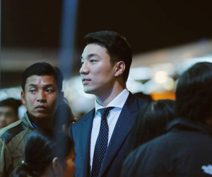 Ngắm loạt khoảnh khắc này, có nói vệ sĩ của Jessica là "nam thần" cũng chả sai!