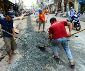 Phố đi bộ Bùi Viện trước ngày được thay "áo mới"