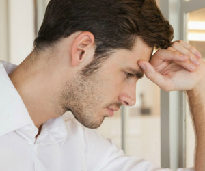 Bạn gái nói vào nhà nghỉ với bạn tôi để giúp tôi tỉnh ngộ