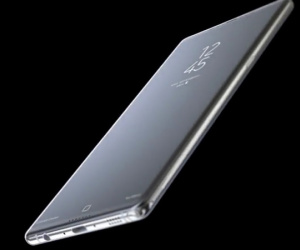 Galaxy Note 8 ra mắt muộn, giá ngang iPhone 8