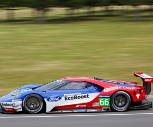 Những tính năng đặc biệt trên siêu xe Ford GT giá 400.000 USD
