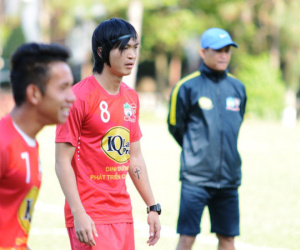 Bầu Đức và canh bạc dang dở với Arsenal