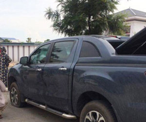 Hải Dương: Giang hồ hỗn chiến, vứt xe Porsche tại hiện trường