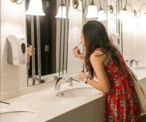 9 phép lịch sự khi đi vệ sinh để bạn không bị ghét