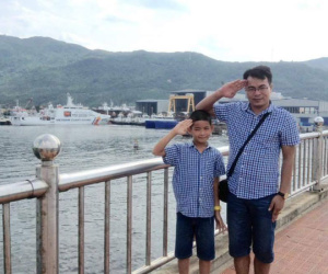 Bố đơn thân cay đắng kể chuyện vợ bỏ con chưa dứt sữa để đi Nhật làm ăn, chồng 10 năm vừa "xây nhà" vừa làm "tổ ấm"