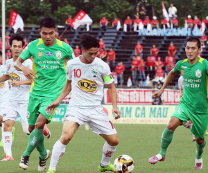 CLB Cần Thơ 3-0 CLB HAGL: Văn Toàn, Công Phượng dứt điểm tệ