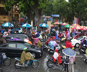 Hà Nội lại muốn đổi giờ học, giờ làm