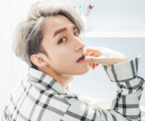 Sơn Tùng bất ngờ lọt danh sách đề cử Best Solo Release cùng G-Dragon, PSY