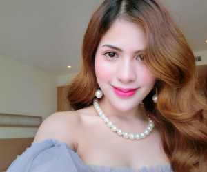 Vợ Việt Anh phản ứng sau vụ lùm xùm tin nhắn từ điện thoại Bảo Thanh