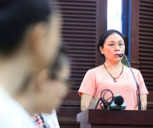 Mẹ hoa hậu Phương Nga nói gì việc hối lộ 50 triệu để thông cung?