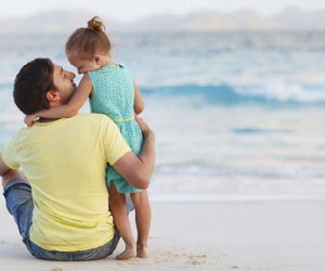Tâm thư đẫm nước mắt của con gái gửi người cha "không toàn vẹn" của mình