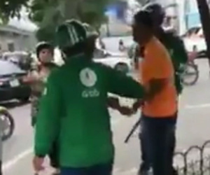 Hà Nội: Cho rằng bị tranh khách, xe ôm truyền thống dùng gậy đuổi đánh tài xế grab