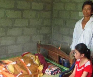 Chuyên gia lý giải vụ học sinh bị sét đánh chết khi dùng điện thoại