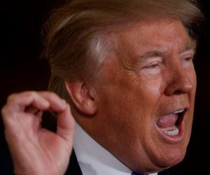 TT Trump chỉ trích CNN là "báo chí rác rưởi"