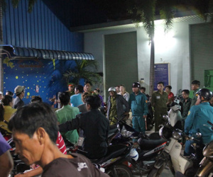 Điều tra vụ nam công nhân tử vong, người nhà "vây" công ty giấy