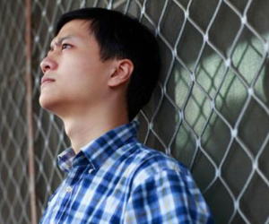 Lỡ hỏi về "chuyện ấy" trong quá khứ mà bạn gái tránh né tôi luôn