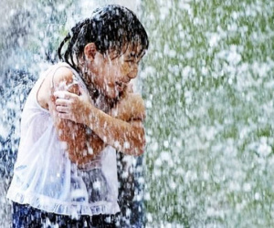 Dự báo thời tiết hôm nay (4.7): Hà Nội đầu tuần trời mát, có mưa