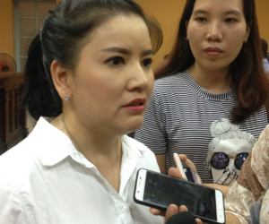 Ngọc Trinh từ chối đề nghị diễn miễn phí tại Nhà hát kịch TP.HCM