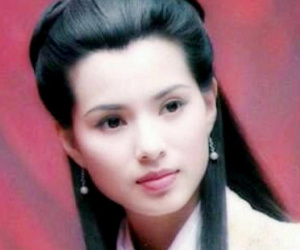 “Tiểu Long Nữ” đẹp nhất mọi thời đại: Hết lòng hy sinh vì tình yêu và cuộc sống không chồng ở tuổi U50