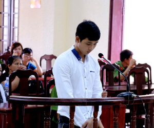 Hung thủ đâm chết bạn nhậu lĩnh 12 năm tù