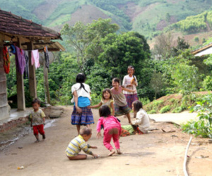 Làng “siêu đẻ” giữa Tây Nguyên đại ngàn