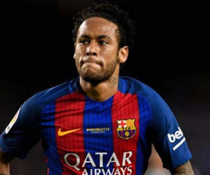 Neymar “mở cửa” với MU: Nhanh chân thoát “tàu chìm” Barca