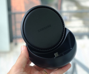 Phụ kiện biến Galaxy S8 thành máy tính để bàn