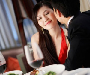 Tôi là "tấm bình phong đẹp" che cho vợ ngoại tình