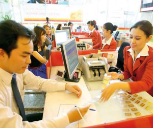 Vàng giảm không thấy đáy: Mất giá triệu đồng/lượng, nhà giàu chóng mặt