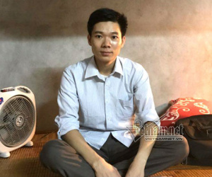 Giây phút BS Lương trở về, con gái khóc không nhận ra cha