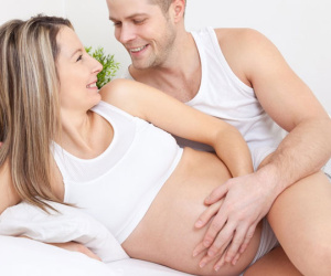 "Quan hệ" khi mang thai, trước khi "yêu" hãy nhớ 4 điều này!
