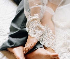 Vợ cứ thế này khi “yêu” thì chồng mãi mê đắm chẳng thèm tòm tem