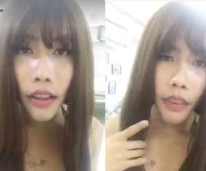 Vừa "dao kéo" ít ngày, Tùng Sơn đã diện váy "bung lụa" livestream
