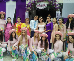 Dàn bê tráp toàn Tây ở Hải Phòng