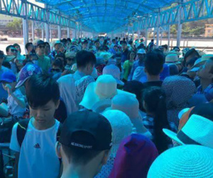 10.000 du khách "kẹt" ở đảo Cô Tô vì thời tiết xấu